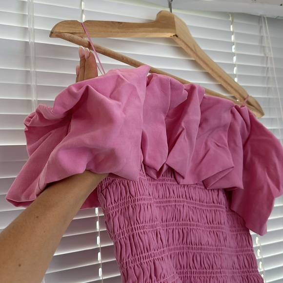 Off shoulder top - Picture 3 of 6